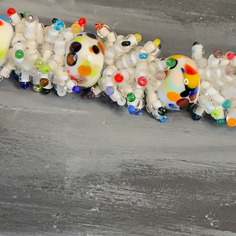 Artisan hand crafted multi colored art glass bead confetti bracelet silver clasp - Picture 8 of 11